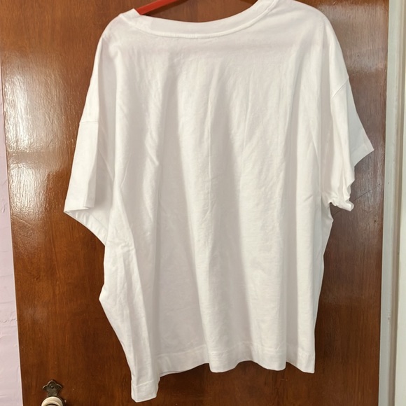 NWT Old Navy Super Soft T Shirt, size 3X - Picture 3 of 4